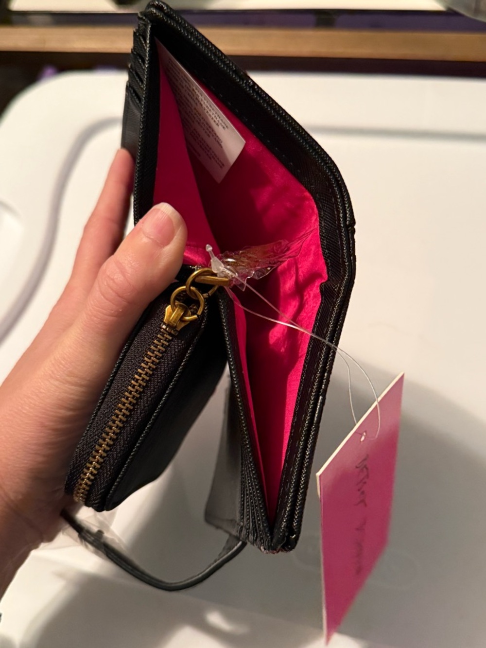 NWT - Betsey Johnson Black Skull Embossed Wallet - Picture 6 of 8